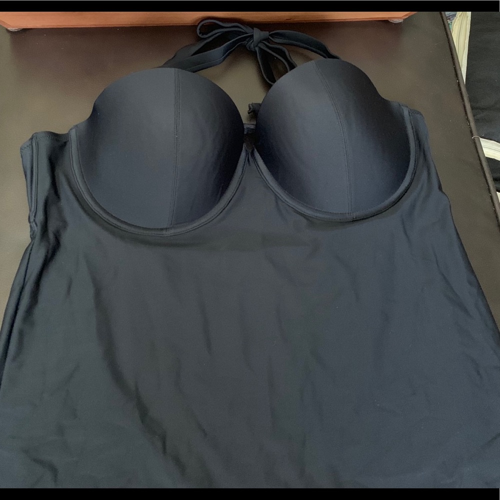 NWOT Tankini top xl